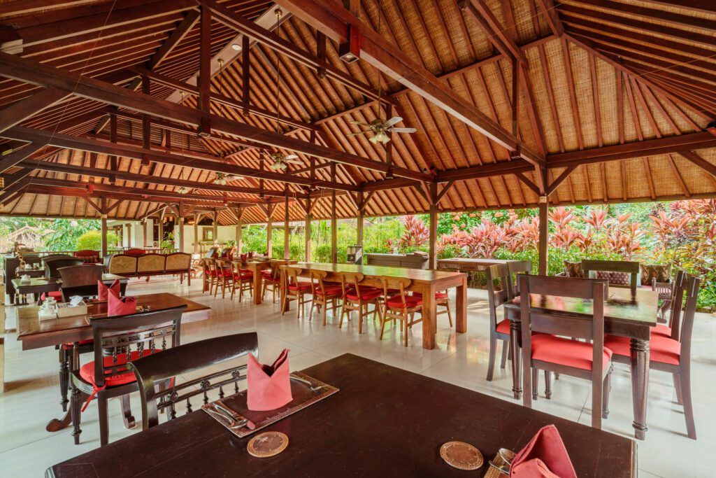 1.2.2.1. Side Table - Day Setup