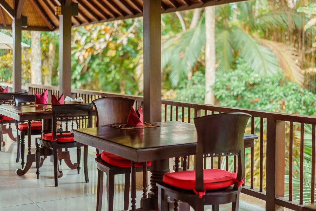 1.2.2.4. Centre Table - Forest View