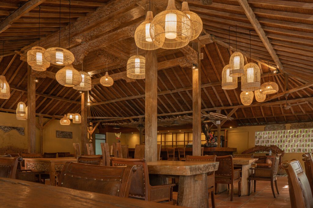 4.2.1.1. Restaurant - Centre Table